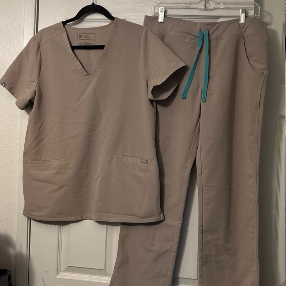 Figs Beige Technical Scrub Top